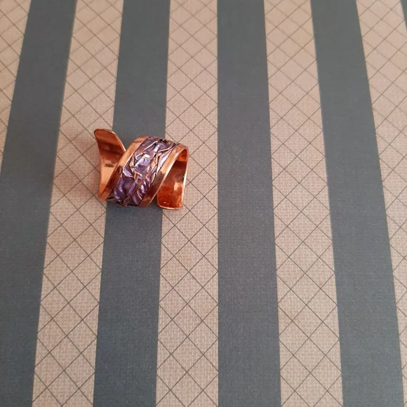 NEW Beautiful Ring - Picture 4 of 4